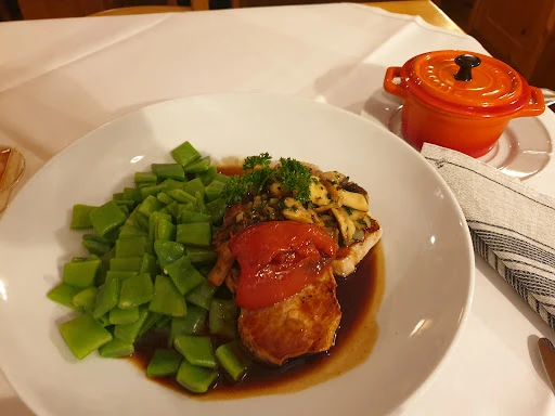 Im Schnitzbiegel Weinstube Und Biergarten  photo 5